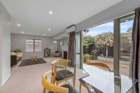Photo of property in 3/218 Springfield Road, St Albans, Christchurch, 8014