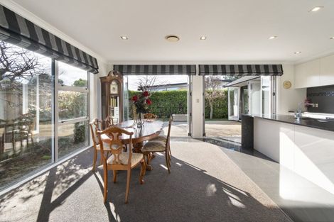 Photo of property in 35 Union Street, Hokowhitu, Palmerston North, 4410