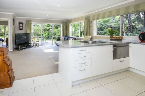 Photo of property in 7a Kitewaho Road, Swanson, Auckland, 0816