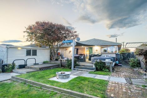 Photo of property in 14 Bideford Place, Dallington, Christchurch, 8061