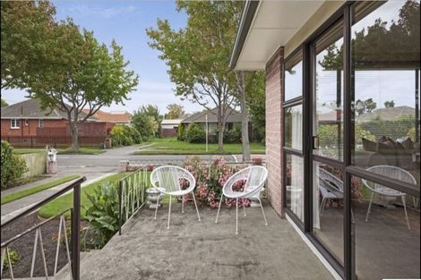 Photo of property in 6 Lochee Road, Upper Riccarton, Christchurch, 8041