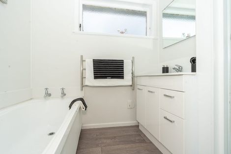 Photo of property in 24b Pine Avenue, Bader, Hamilton, 3206