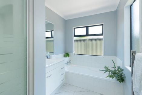 Photo of property in 63b Grace Road, Tauranga South, Tauranga, 3112