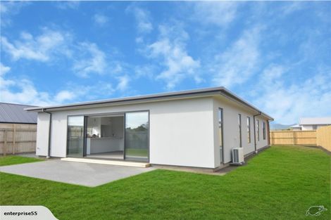 Photo of property in 33 Kingsbridge West, Burwood, Christchurch, 8083