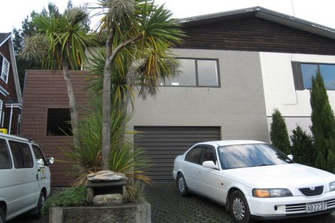 Photo of property in 4a Cameron Place, Fernhill, Queenstown, 9300