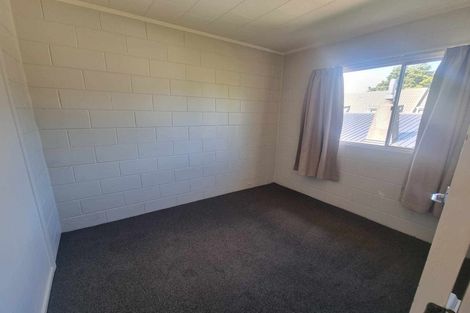 Photo of property in 4/12 Wood Street, Wallaceville, Upper Hutt, 5018