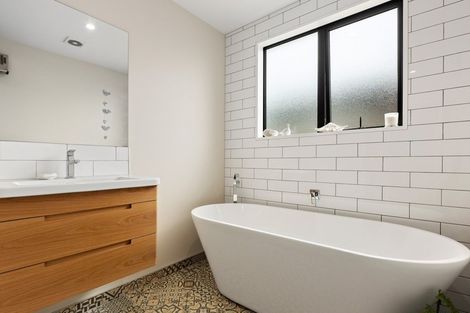 Photo of property in 188 Travis Road, New Brighton, Christchurch, 8083