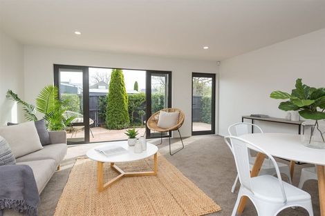 Photo of property in 3/129 Aikmans Road, Merivale, Christchurch, 8014