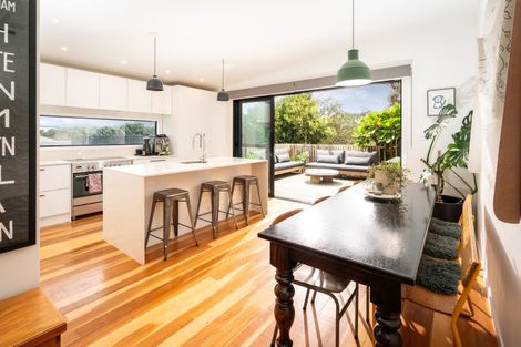 Photo of property in 13 Elphinstone Avenue, Strathmore Park, Wellington, 6022