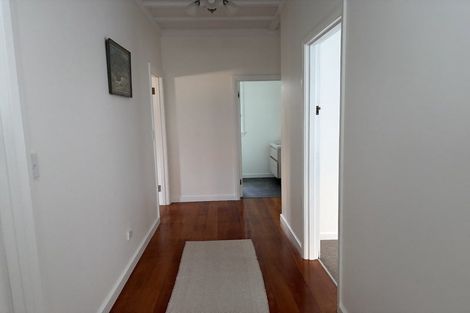 Photo of property in 45 Shakespeare Road, Bluff Hill, Napier, 4110