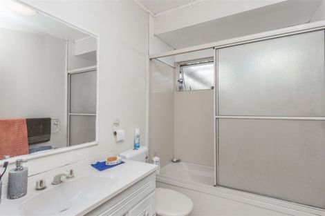 Photo of property in 22 Tomin Road, Glenview, Hamilton, 3206