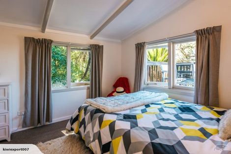 Photo of property in 112 Fairview Avenue, Fairview Heights, Auckland, 0632