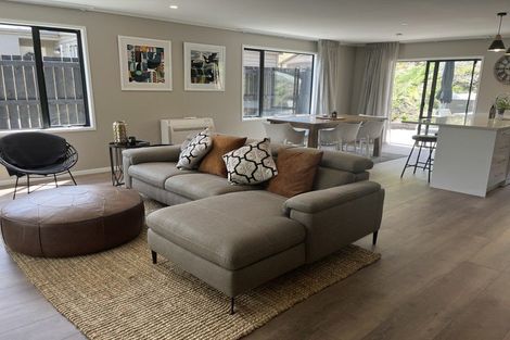 Photo of property in 49 Mcdonnell Road, Arrowtown, 9302