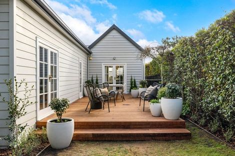 Photo of property in 110 Office Road, Merivale, Christchurch, 8014