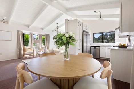 Photo of property in 38 Carlton Terrace, Westown, New Plymouth, 4310