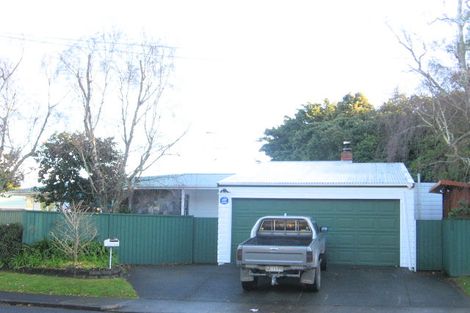 Photo of property in 24 Scenic Drive, Hillpark, Auckland, 2102