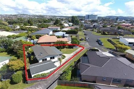 Photo of property in 14a Ross Crescent, Orewa, 0931