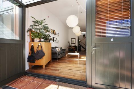 Photo of property in Courtenay Mews Apartments, 6/14 Alpha Street, Te Aro, Wellington, 6011