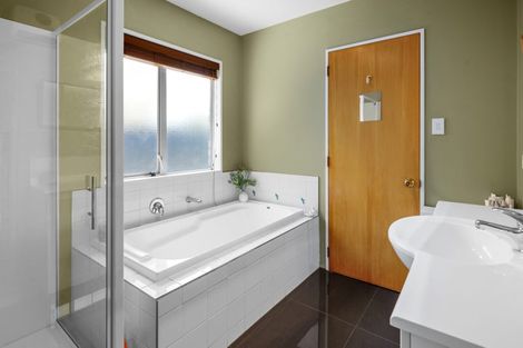 Photo of property in 2/29 Dunedin Street, Redwood, Christchurch, 8051