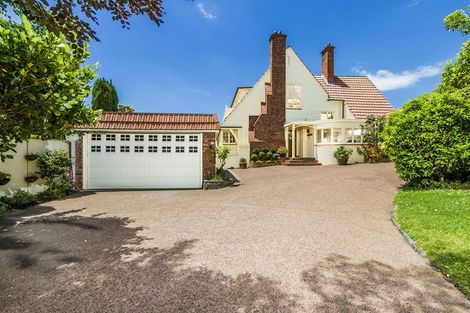 Photo of property in 27 Clifton Road, Hauraki, Auckland, 0622