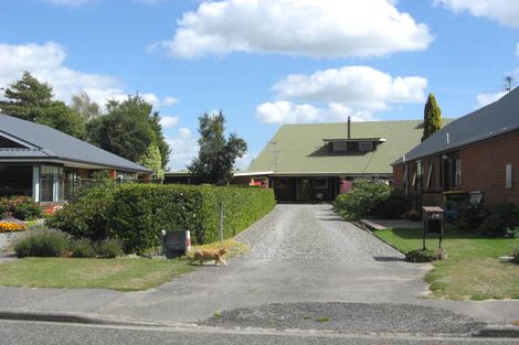 Photo of property in 14 Oakden Drive, Darfield, 7510