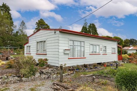 Photo of property in 72 Mcgill Street, Waimangaroa, Westport, 7891