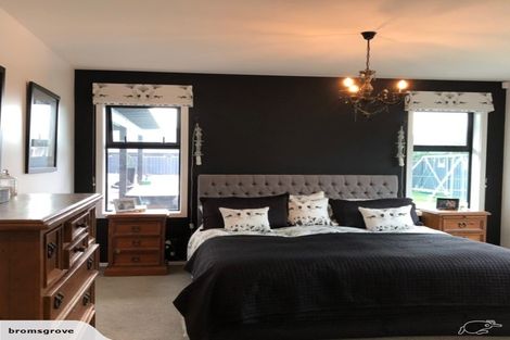 Photo of property in 56 Whakatomo Place, Havelock North, 4130