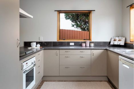 Photo of property in 21 Deyell Crescent, Sydenham, Christchurch, 8023