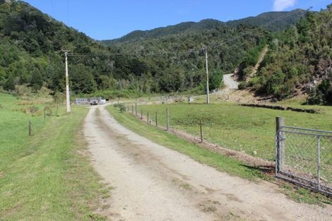 Photo of property in 857 Ronga Road, Rai Valley, 7194
