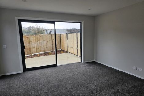 Photo of property in 15b Dimock Street, Titahi Bay, Porirua, 5022