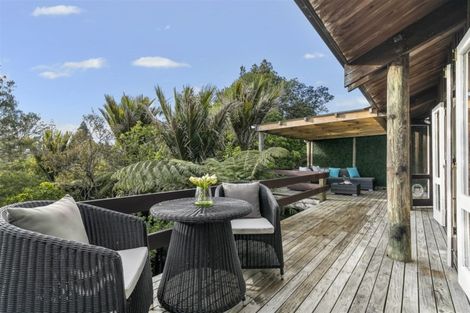 Photo of property in 25 Pemberton Avenue, Bayview, Auckland, 0629