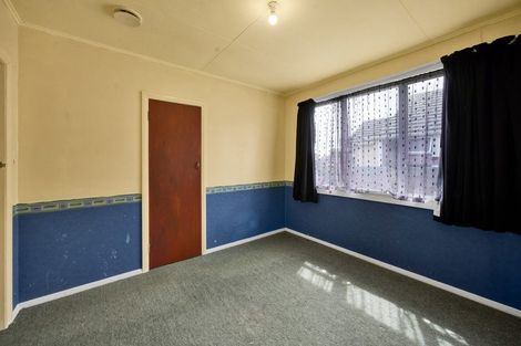 Photo of property in 9 Manawapou Road, Hawera, 4610