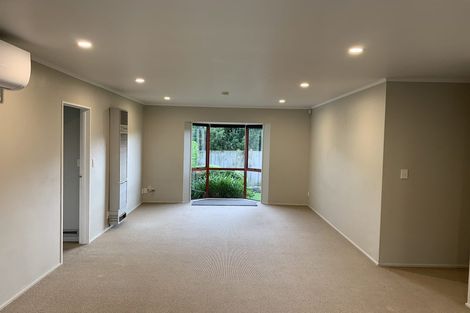 Photo of property in 14 Kilkenny Place, Fitzherbert, Palmerston North, 4410