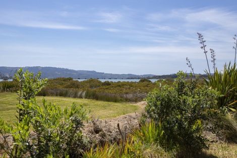 Photo of property in 145 Jones Road, Tawharanui Peninsula, Warkworth, 0986
