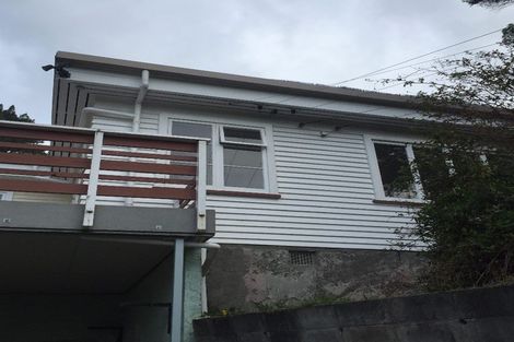 Photo of property in 136 Wyndham Road, Pinehaven, Upper Hutt, 5019