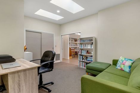 Photo of property in 2 Wangapeka Way, Aotea, Porirua, 5024