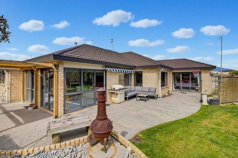 Photo of property in 166 Milne Drive, Paraparaumu, 5032