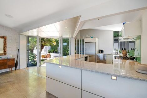 Photo of property in 71 Mckenzie Avenue, Arkles Bay, Whangaparaoa, 0932