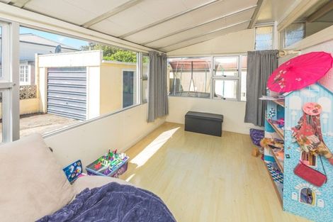 Photo of property in 1 Plunket Street, Durie Hill, Whanganui, 4500