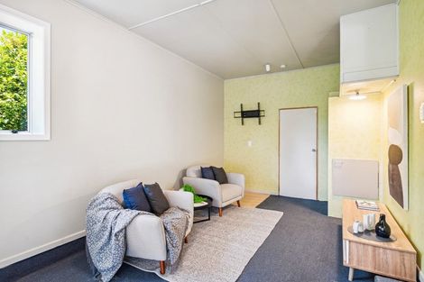 Photo of property in 23 Oriwa Street, Waikanae, 5036