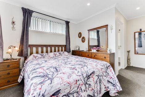 Photo of property in 32 Pragma Rise, Rototuna North, Hamilton, 3210