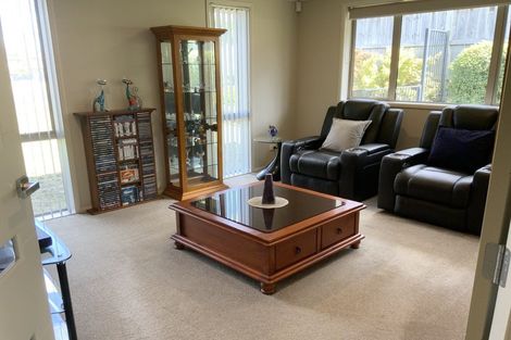 Photo of property in 10 Canmore Street, Pokeno, 2402