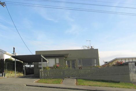 Photo of property in 4 Perth Street, South Hill, Oamaru, 9400