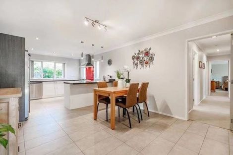 Photo of property in 46 Hornbill Drive, Fairview Heights, Auckland, 0632
