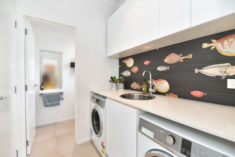 Photo of property in 2 Couldrey Crescent, Red Beach, 0932