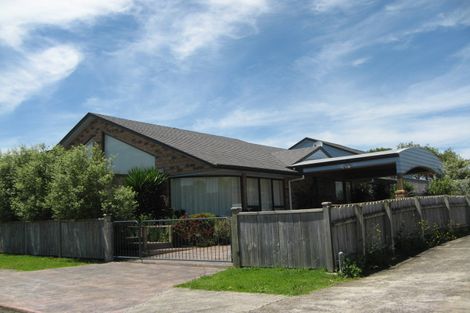 Photo of property in 142 Torkar Road, Clarks Beach, 2122