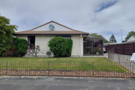 Photo of property in 1/46 Shannon Place, Belfast, Christchurch, 8051