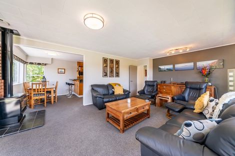 Photo of property in 11 Moray Place, Papakowhai, Porirua, 5024