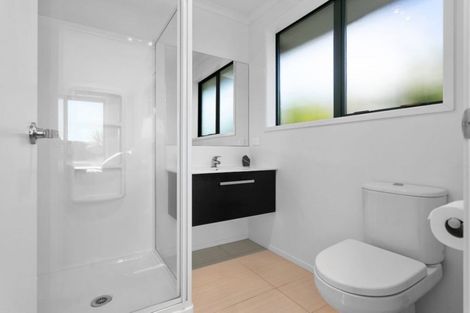 Photo of property in 27 Plescher Crescent, Leamington, Cambridge, 3432