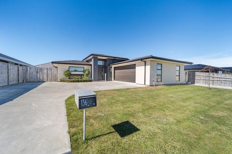 Photo of property in 136 Pharazyn Street, Maewa, Feilding, 4702